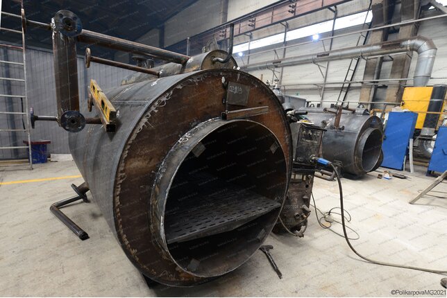 Угольный паровой котел 700 кг в час температура пара 130 С изготовление